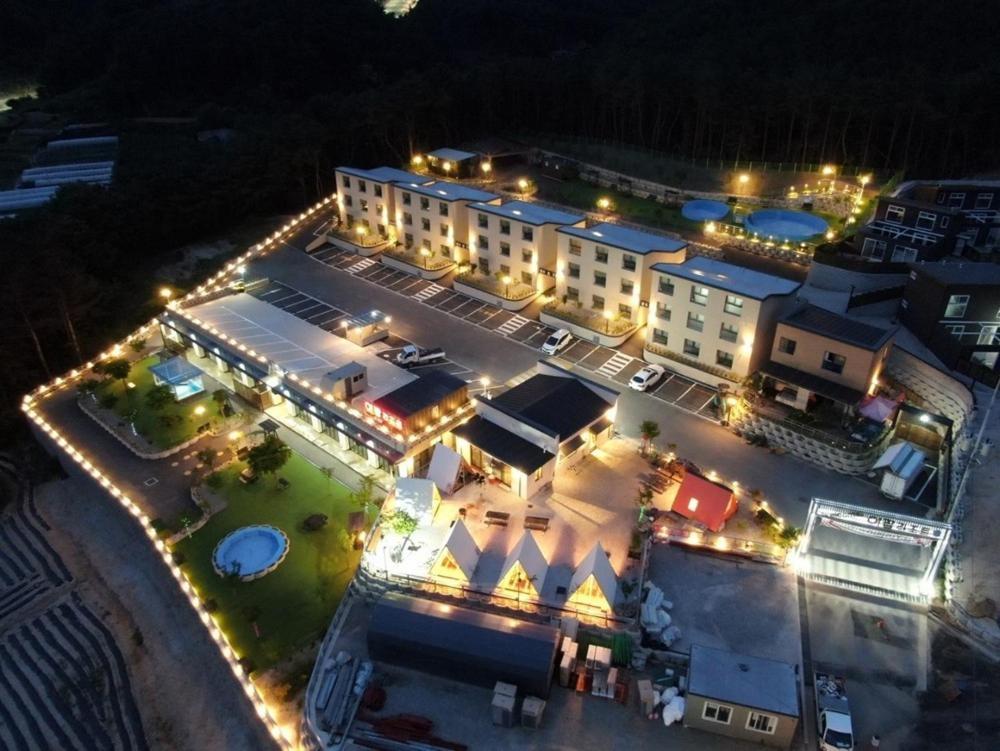 Epop Resort Building A Chuncheon Ngoại thất bức ảnh